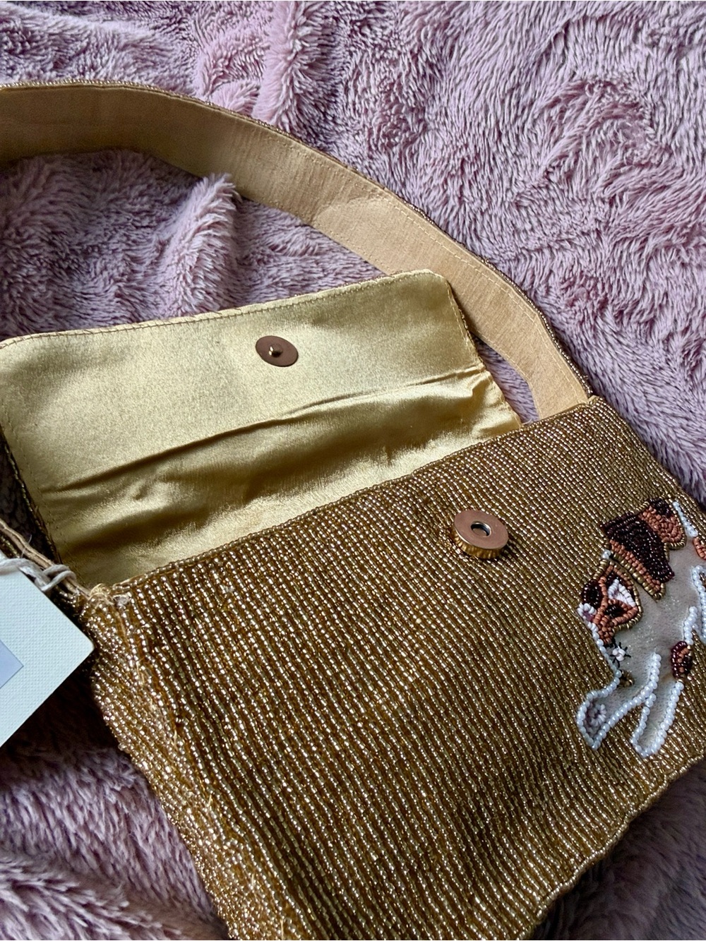 ๐ Viral SOL and Mer Beaded Cat Embroidered Shoulder Bag in Gold - Picture 4 of 15